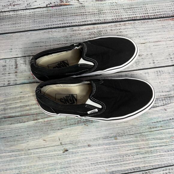Vans Classic Slip-On Black Skate Shoes M5.5-W7 - Picture 1 of 4